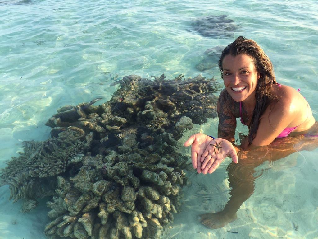 Отель Island Guest Maamendhoo Экстерьер фото