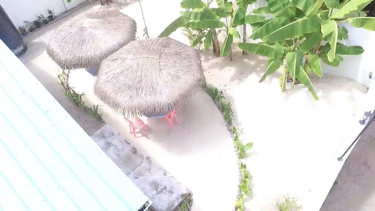 Отель Island Guest Maamendhoo Экстерьер фото