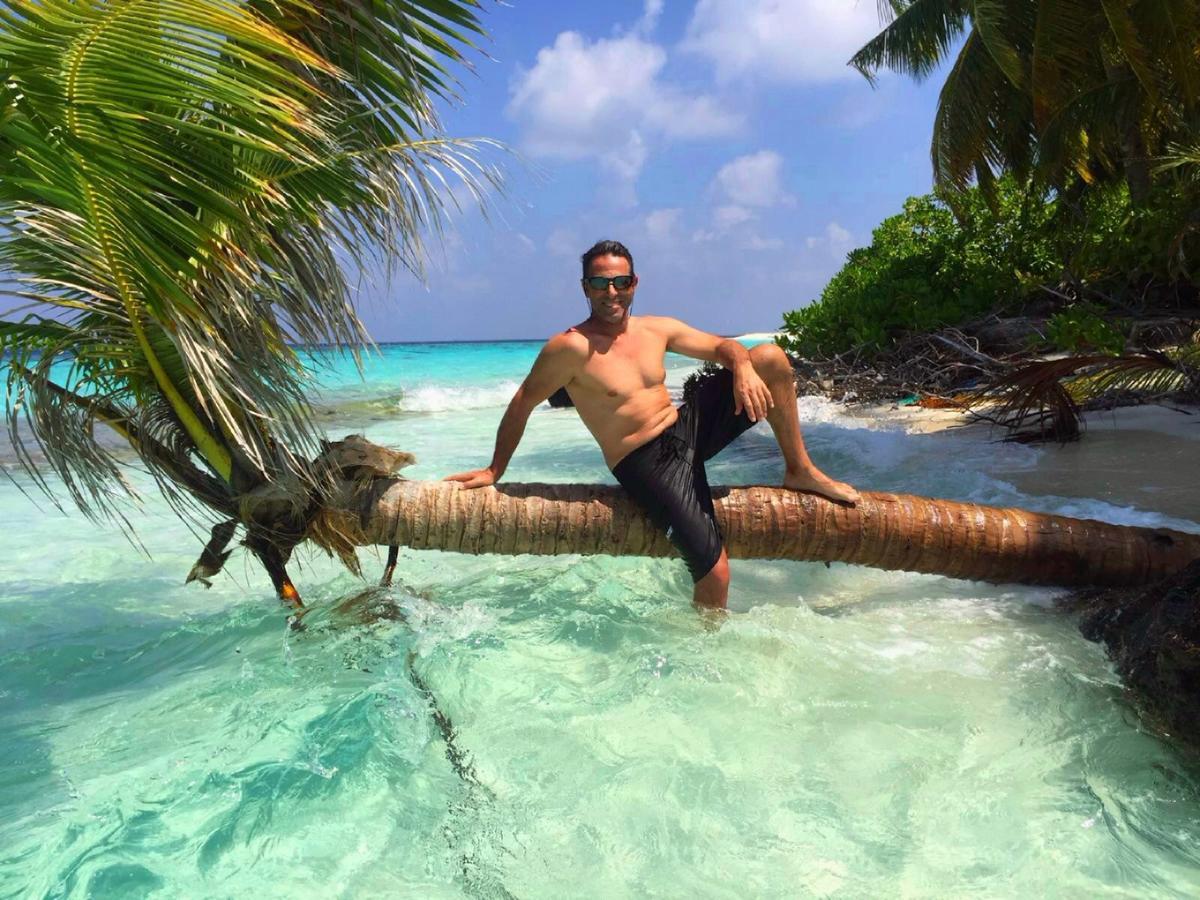 Отель Island Guest Maamendhoo Экстерьер фото